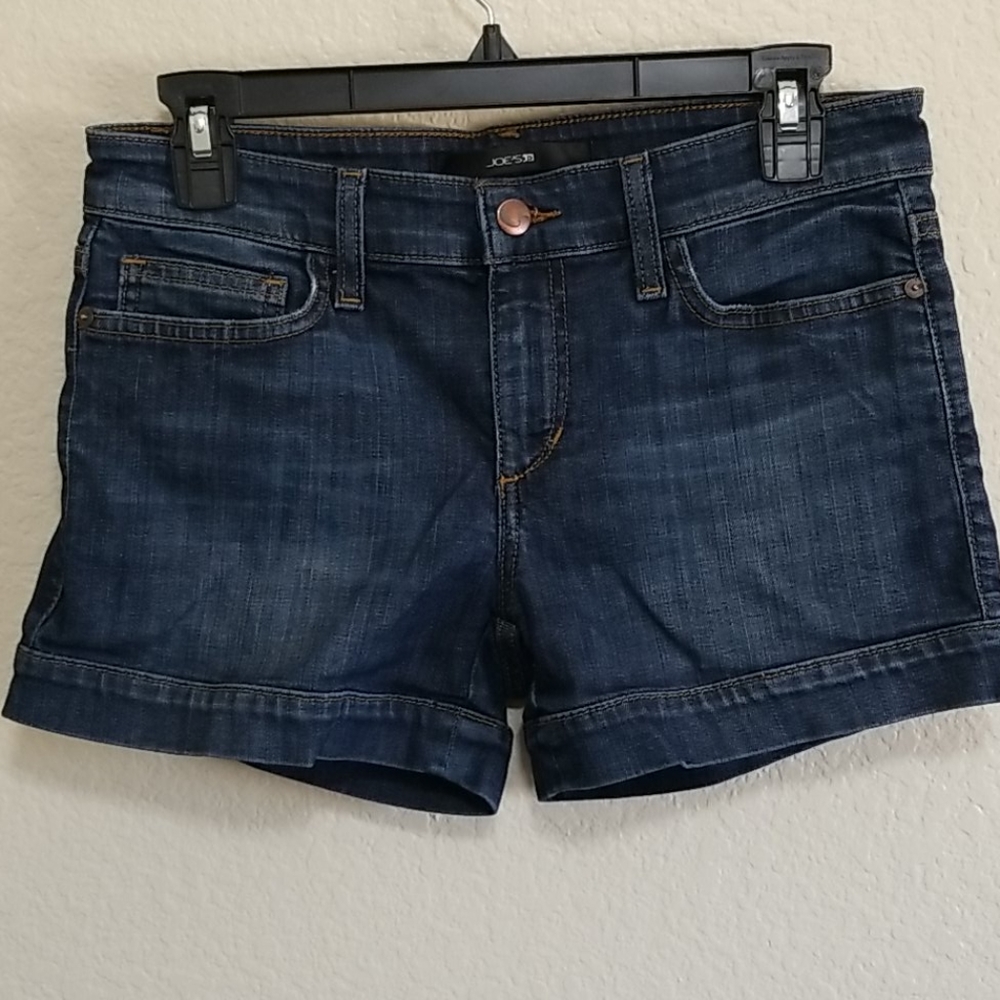 JOE'S DENIM SHORTS w26